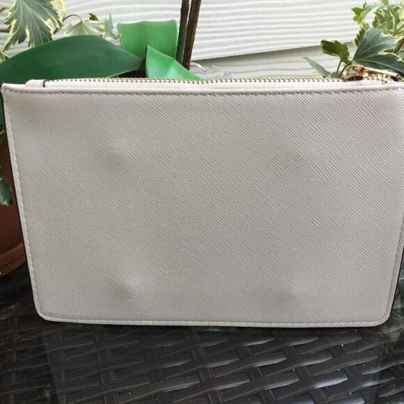Vanessa Williams Lush Collection Cream Clutch/Wristlet Bag NWT $80 - Picture 4 of 4